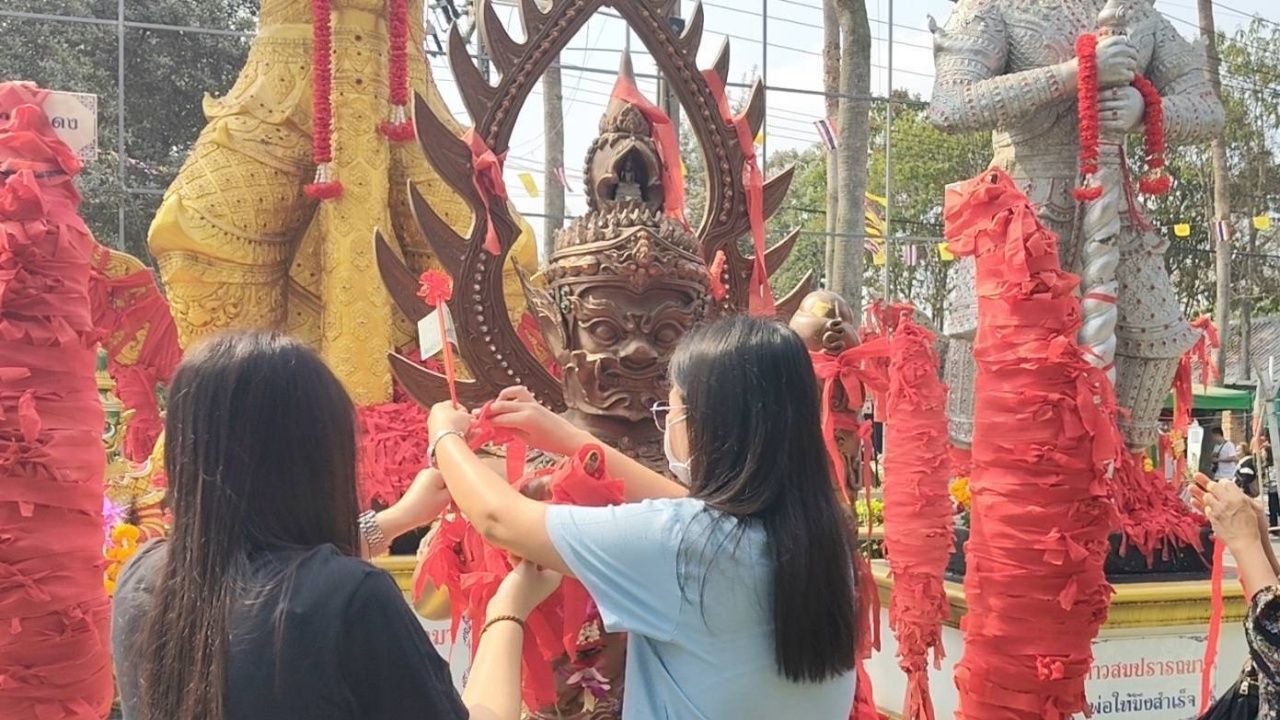 แก้บน "ท้าวเวสสุวรรณ" หลังอธิษฐานในใจ ได้สมหวังตามคำขอ ไม่ลืมส่องเลขเด็ด 16/2/69