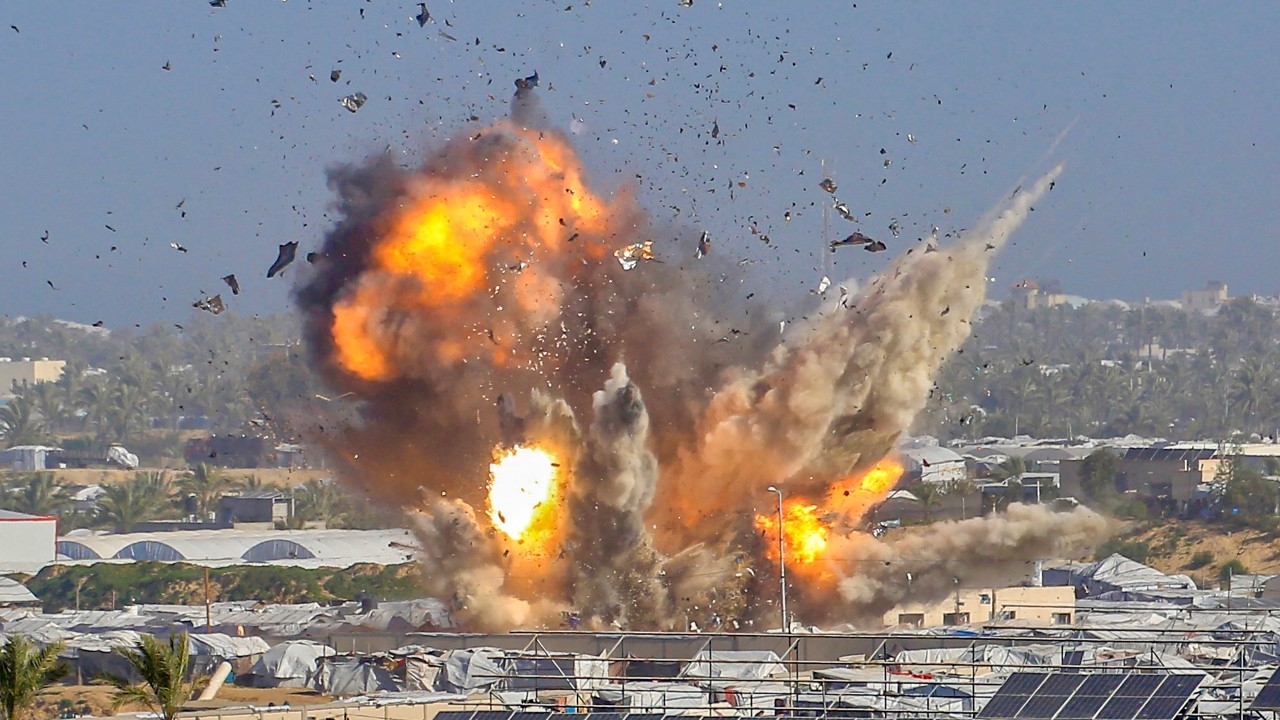 อิสราเอลถล่มกาซาระลอกใหญ่ ดับแล้ว 32 ศพ อ้างตอบโต้ฮามาสละเมิดข้อตกลงหยุดยิง