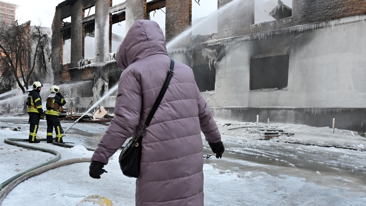 "ทรัมป์" เผย "ปูติน" ตอบรับคำขอหยุดโจมตีเมืองในยูเครน 1 สัปดาห์ เหตุอากาศหนาวจัดผิดปกติ
