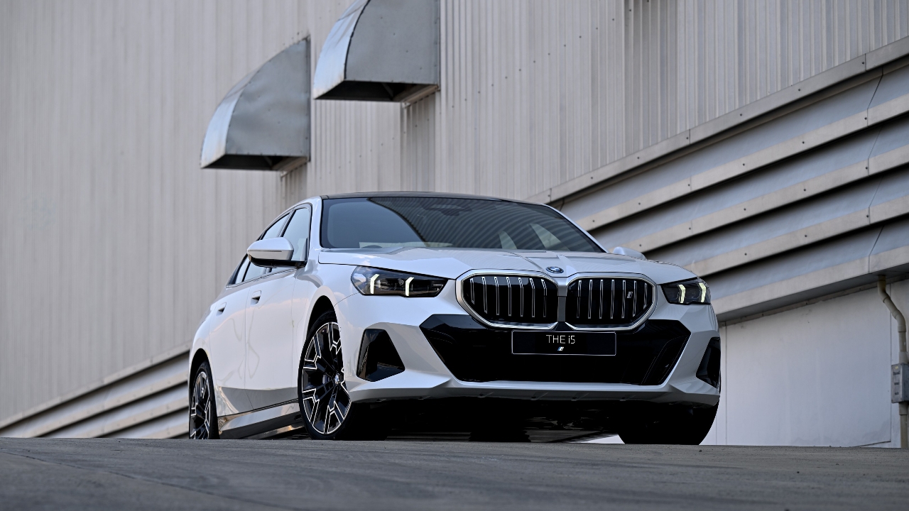 บีเอ็มฯครองแชมป์ตลาดรถพรีเมียม 6 ปีซ้อน ตอกย้ำผู้นำยานยนต์ไฟฟ้า