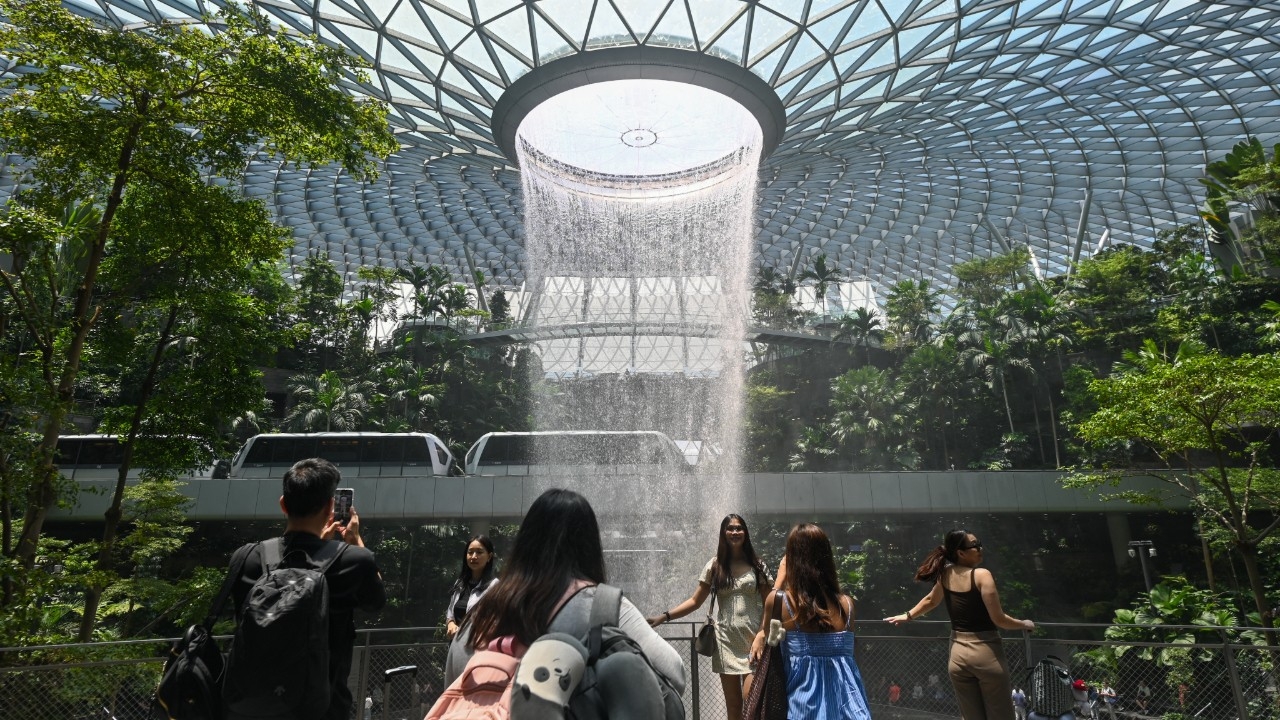 สิงคโปร์ผวา "ไวรัสนิปาห์" จะเริ่มตรวจวัดอุณหภูมิร่างกายผู้โดยสาร ที่เดินทางมาจากพื้นที่เสี่ยง  