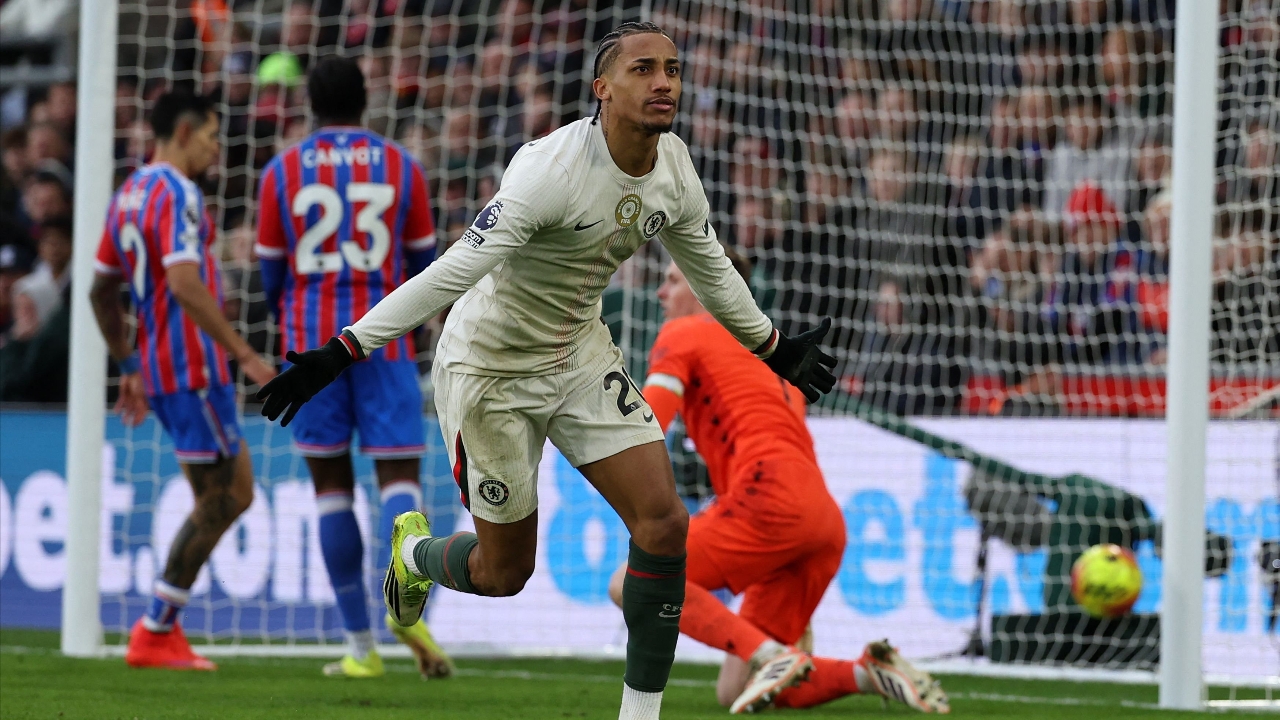 Premier League Results Today: Chelsea Defeat 10-Man Crystal Palace to Temporarily Rise to 4th