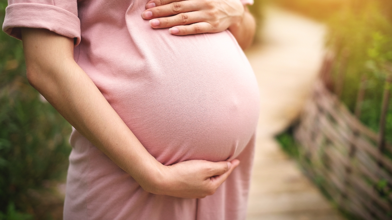 รู้จัก "ภาวะมดลูกแตก" สาเหตุ อาการ ทำไมเสี่ยงอันตรายต่อคุณแม่ตั้งครรภ์