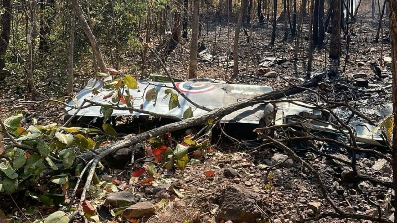 สองนักบินสละชีพ ประคองเครื่อง หลบพื้นที่ชุมชนก่อนตก ทอ.แถลงสดุดี