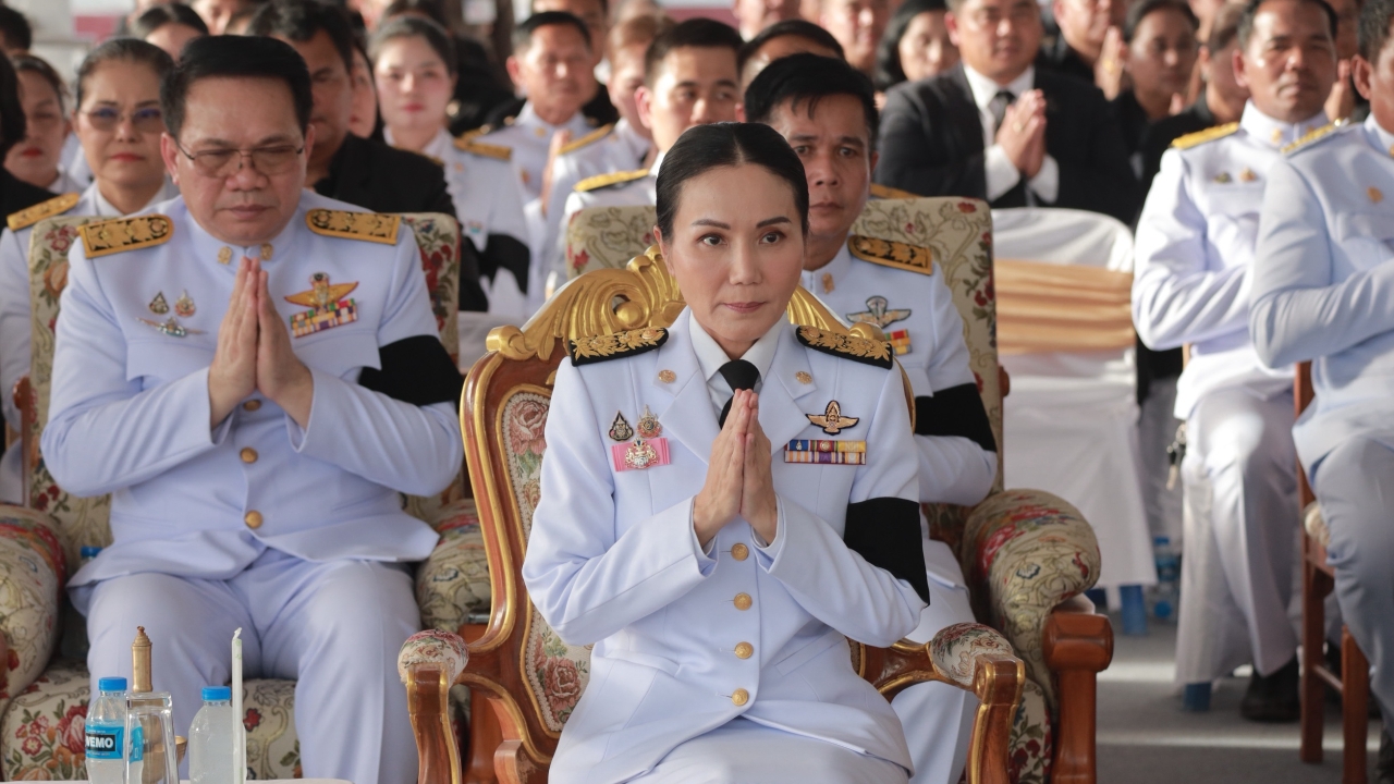 พระราชทานน้ำหลวงอาบศพ “ผอ.ศศิพัชร” ด้าน “นฤมล” ย้ำ ศธ. สูญเสียครั้งใหญ่