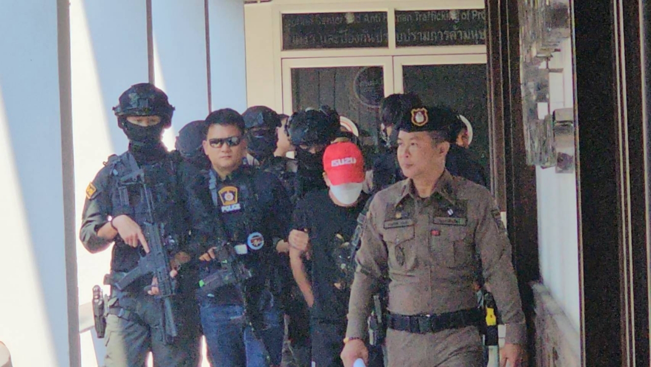 จับแล้ว หนุ่มเชียงใหม่ยิงตำรวจสันกำแพง หนีกบดานที่เมียนมา 13 วัน 