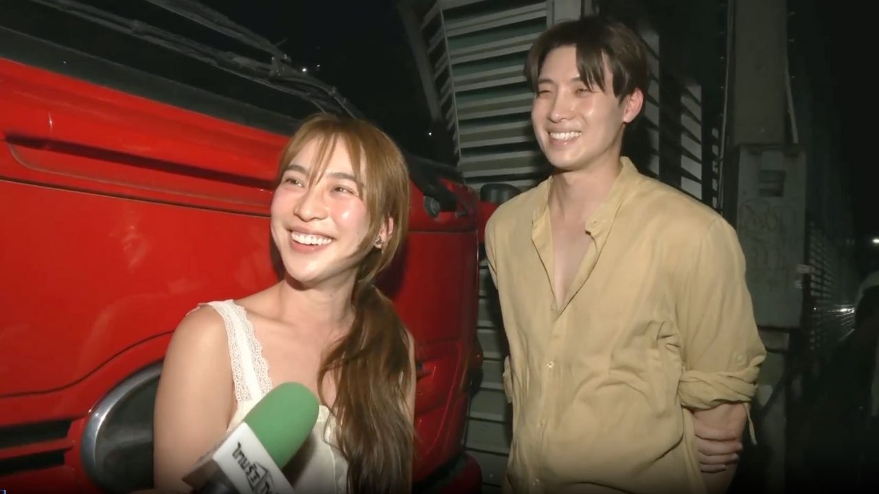 มีน-ดรีม มาให้กำลังใจประชาชนที่เรียกร้องให้มีการนับคะแนนใหม่ สส.ชลบุรี เขต 1