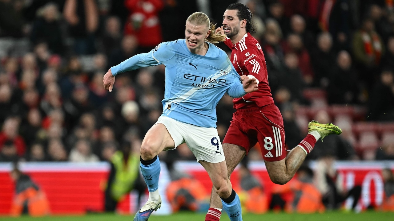 Liverpool Loses to Manchester City at Home in Premier League After Last-Minute Penalty