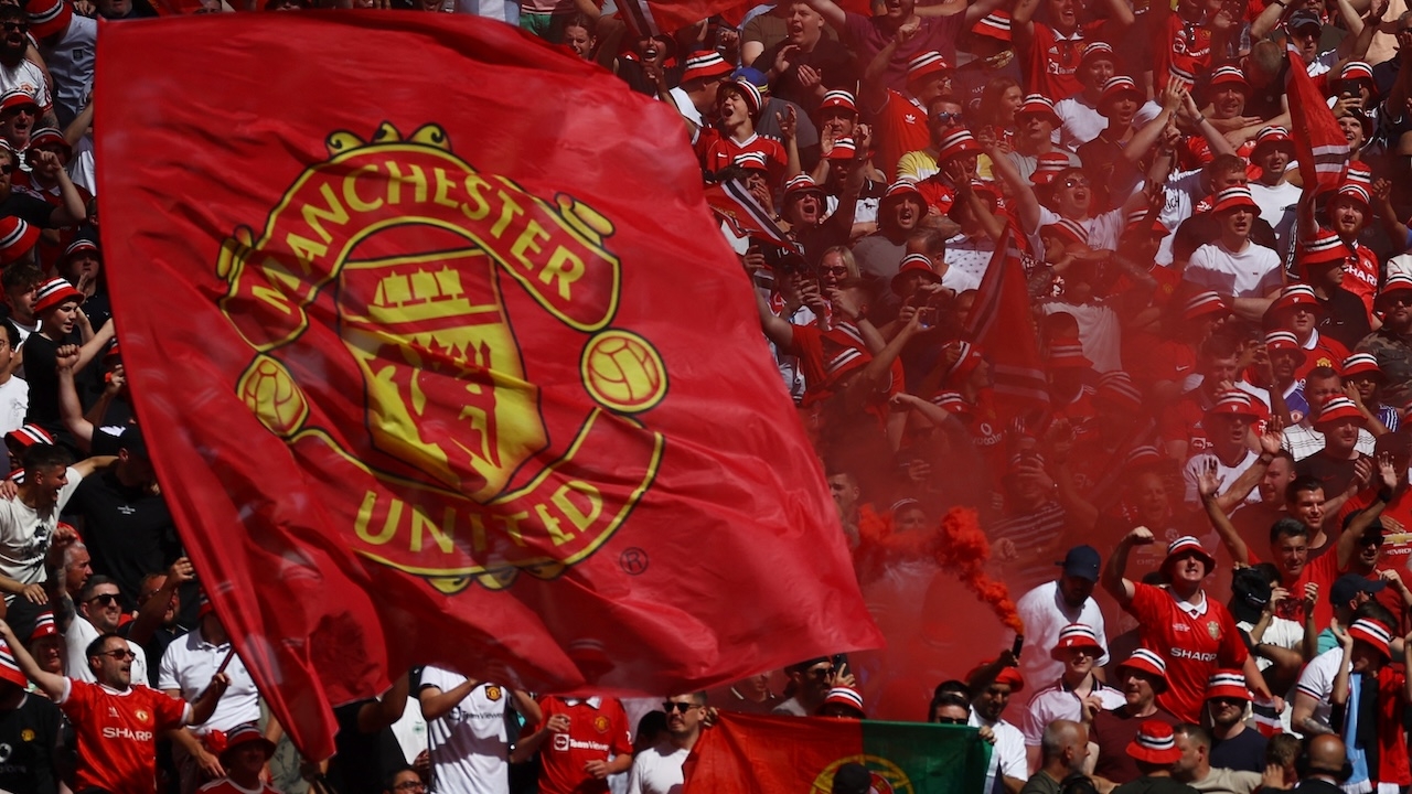 Manchester United Identifies New Left Winger Target, Preparing Summer Signing