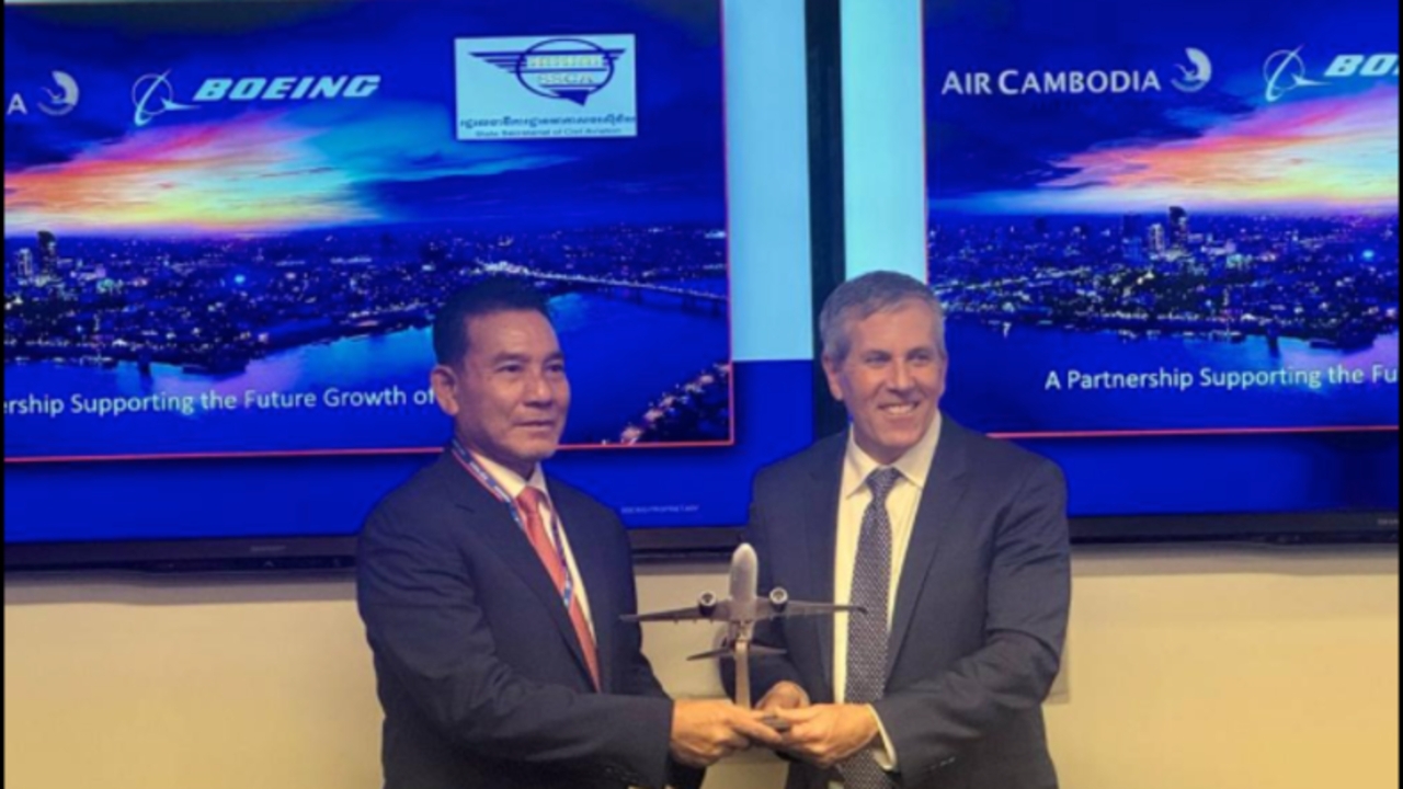 "แอร์กัมพูชา" สั่งซื้อเครื่องบินโบอิ้ง 737 MAX ล็อตแรก 10 ลำ ปิดดีลใหญ่สุดสำหรับสายการบินน้องใหม่