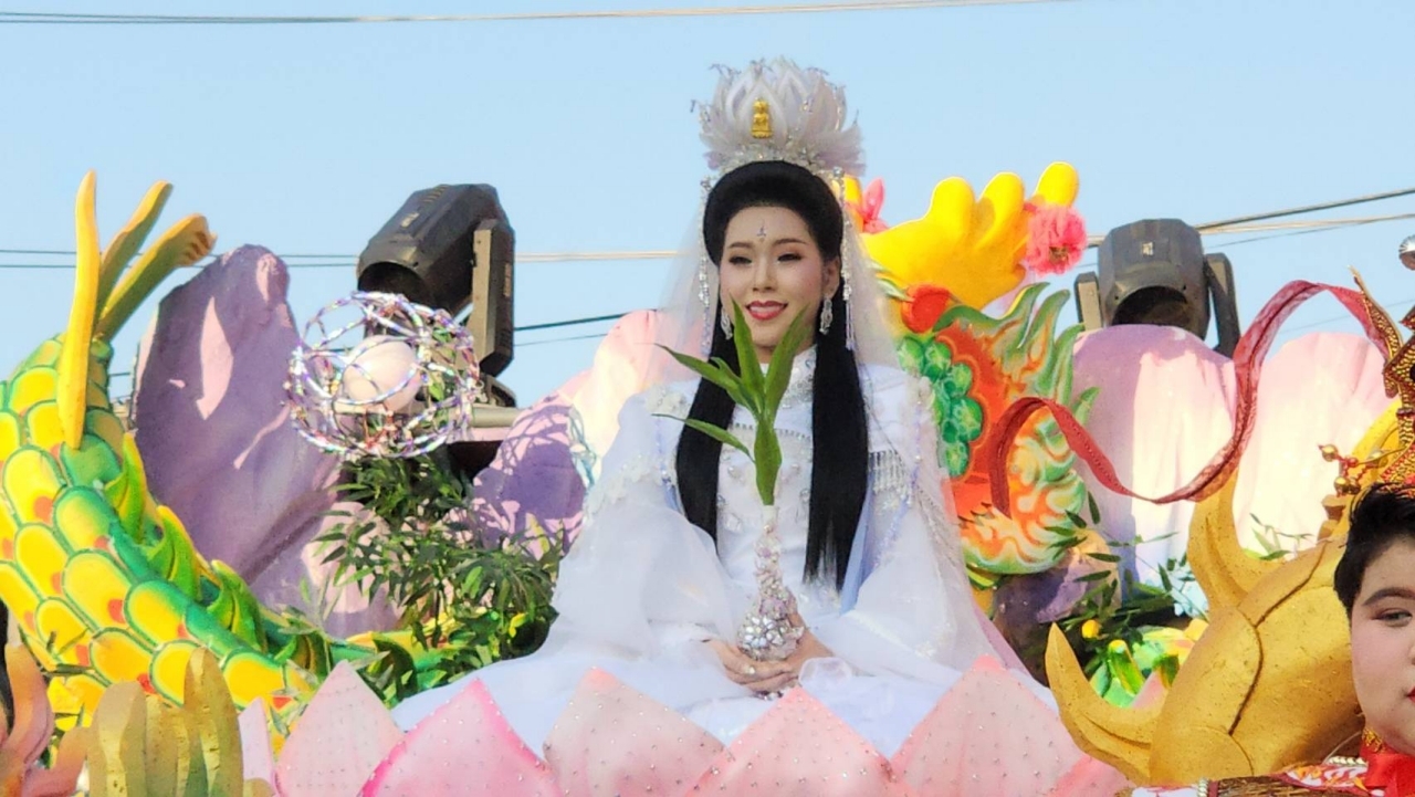 ตรุษจีนนครสวรรค์ ขบวนแห่ “ชิวสี่” สืบสานประเพณีแห่เจ้าพ่อ-เจ้าแม่ปากน้ำโพ