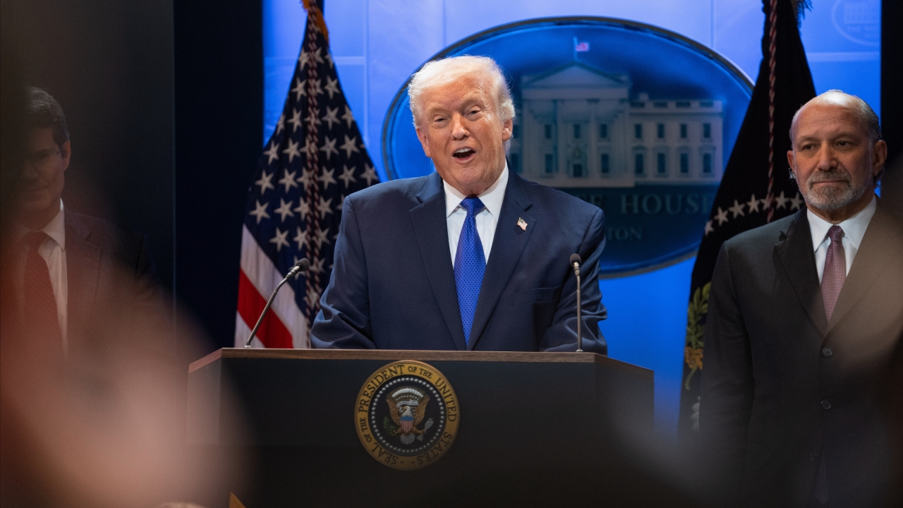 ทรัมป์ประกาศ เพิ่มอัตรากำแพงภาษีใหม่ จาก 10 เป็น 15%