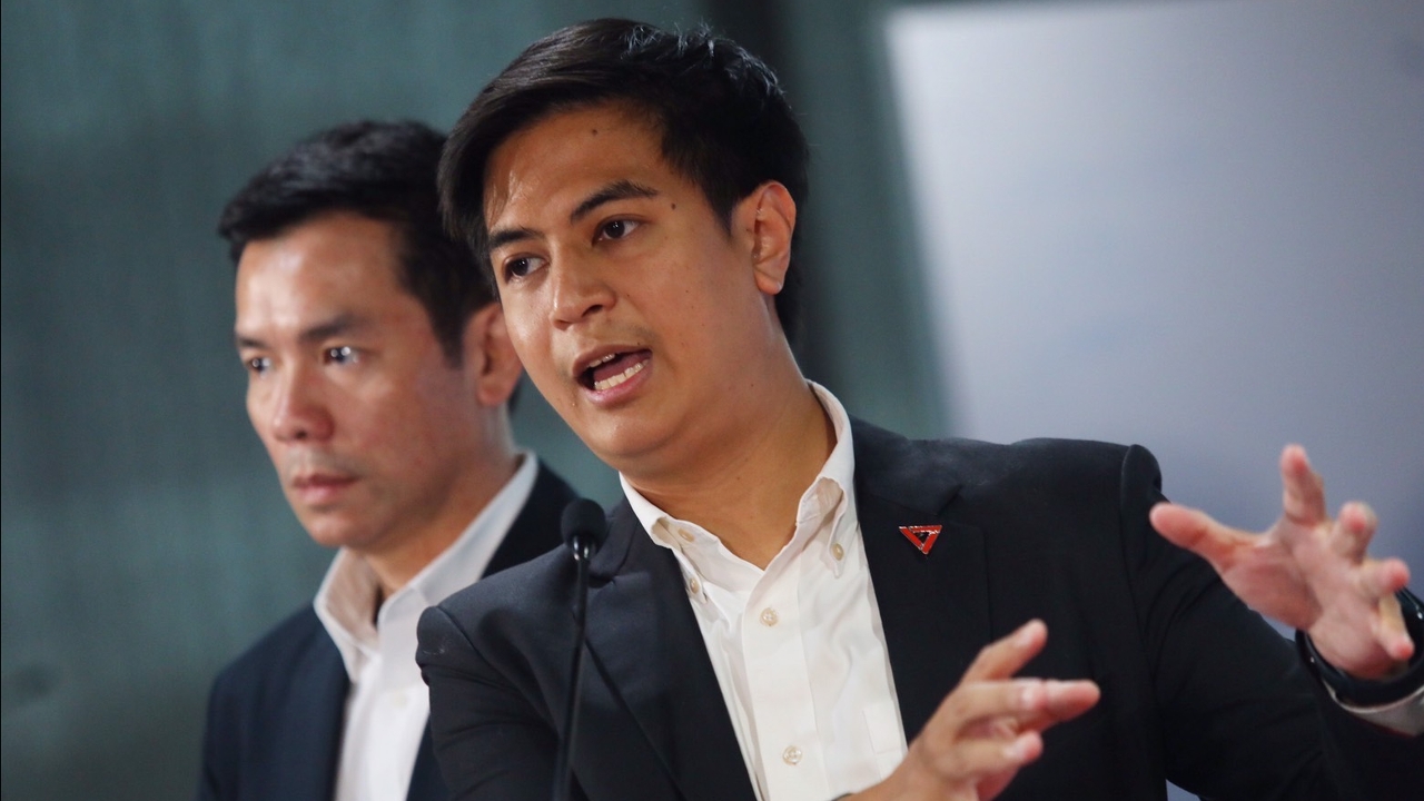 “พริษฐ์” วอนสื่อหยุดบูลลี่สุขภาพฟันตัวเอง ยืนยันเคยมีปัญหาแต่รักษาเป็นที่เรียบร้อยแล้ว