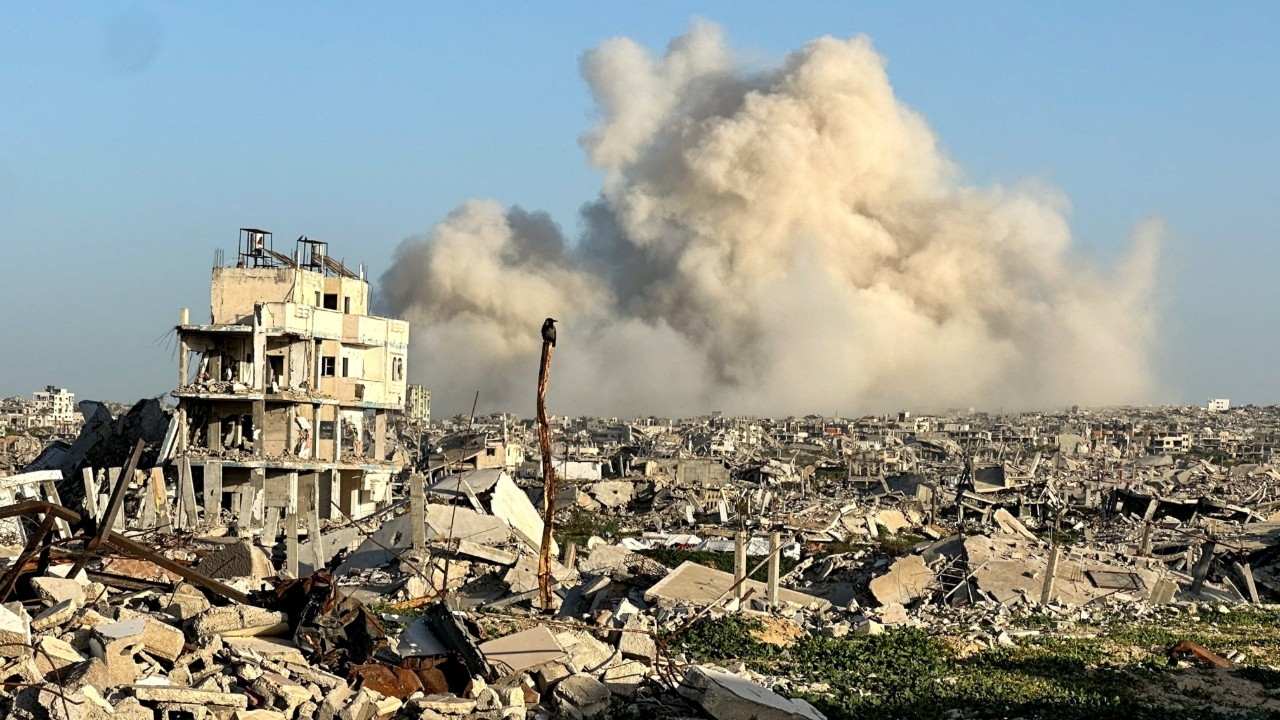 อิสราเอลทิ้งบอมบ์กาซาหลายจุด ดับแล้ว 11 ศพ อ้างถล่มกลุ่มติดอาวุธ