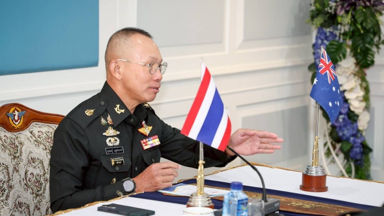 ผบ.ทสส. ย้ำจุดยืนไทยเป็นกลาง สั่งเฝ้าระวังสถานการณ์ 24 ชม. พร้อมอพยพคนไทยทันทีที่รัฐบาลสั่งการ