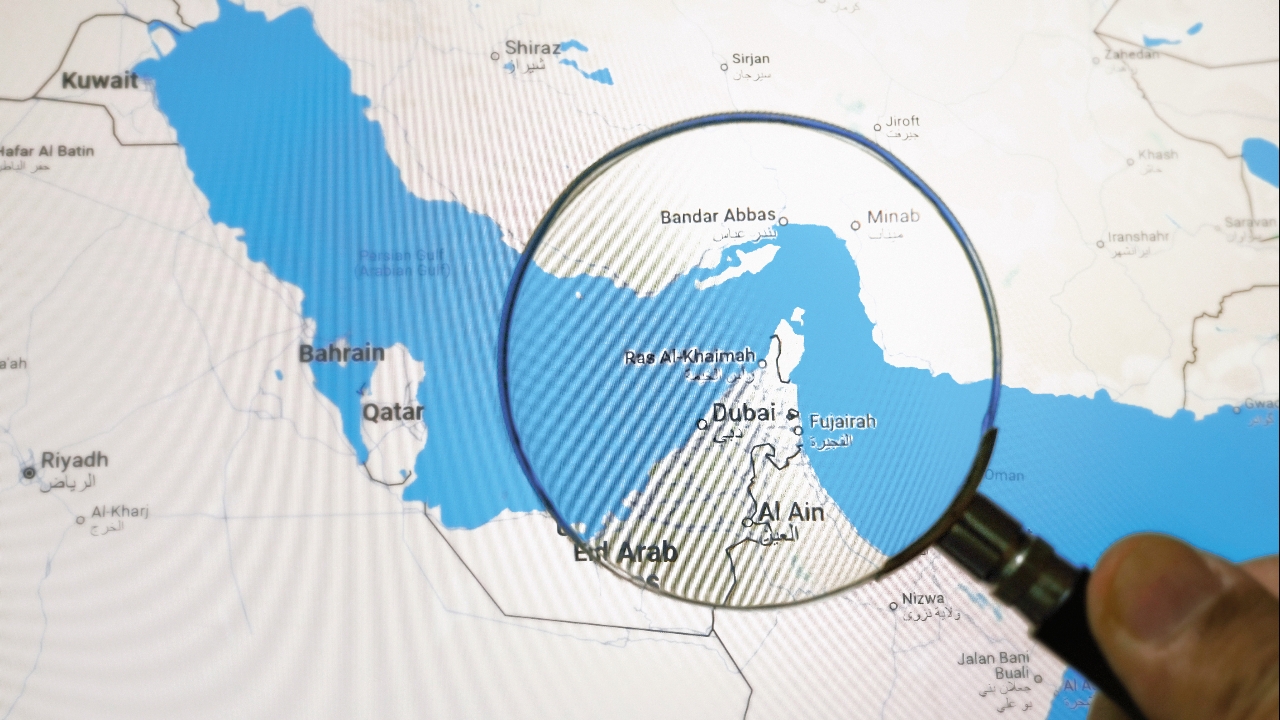 น้ำมันและก๊าซธรรมชาติ ผ่านช่องแคบฮอร์มุซแล้วไปไหน กระทบใครบ้าง