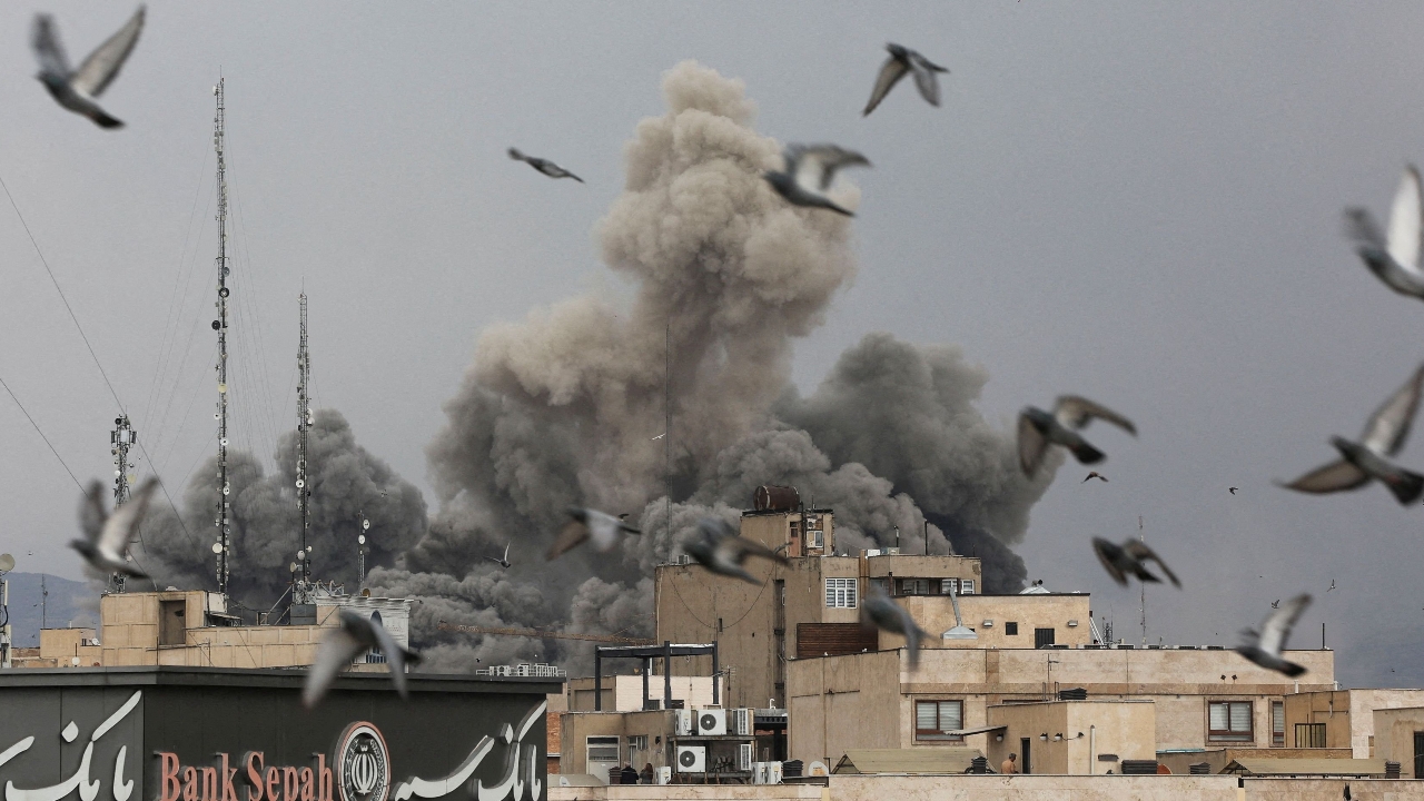  เตือนคนไทยในอิสราเอล หากได้ยินเสียงไซเรน ให้หลบภัยภายใน 1 นาที 30 วินาที