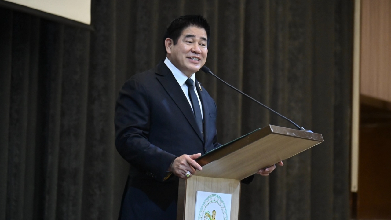 “ธรรมนัส” สั่ง ส.ศ.ก. ประเมินสถานการณ์ตะวันออกกลาง รับห่วงเรื่องปุ๋ย