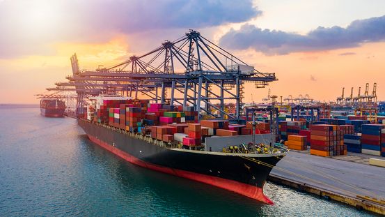 ถอดรหัส "ทรัมป์" งัด "อาวุธการค้า" ชุดใหม่ป่วนโลก ชี้ชะตาส่งออกไทยหลังพ้น 150 วัน