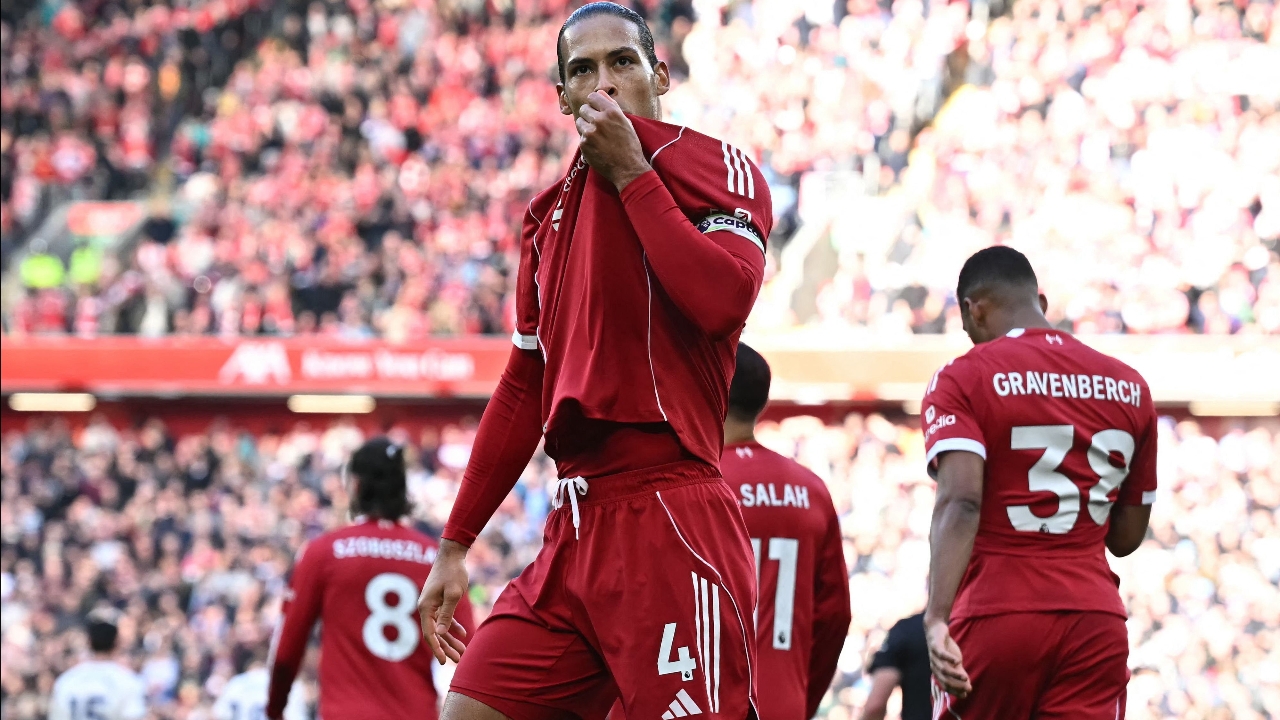 Premier League Leader Liverpool Achieves Remarkable Feat After Beating West Ham, Moves to 5th, Closing in on Man Utd