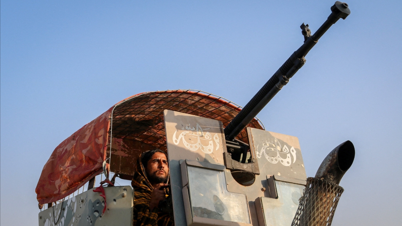 อัฟกานิสถานอ้าง สอยบินรบปากีสถานร่วง จับกุมนักบินได้