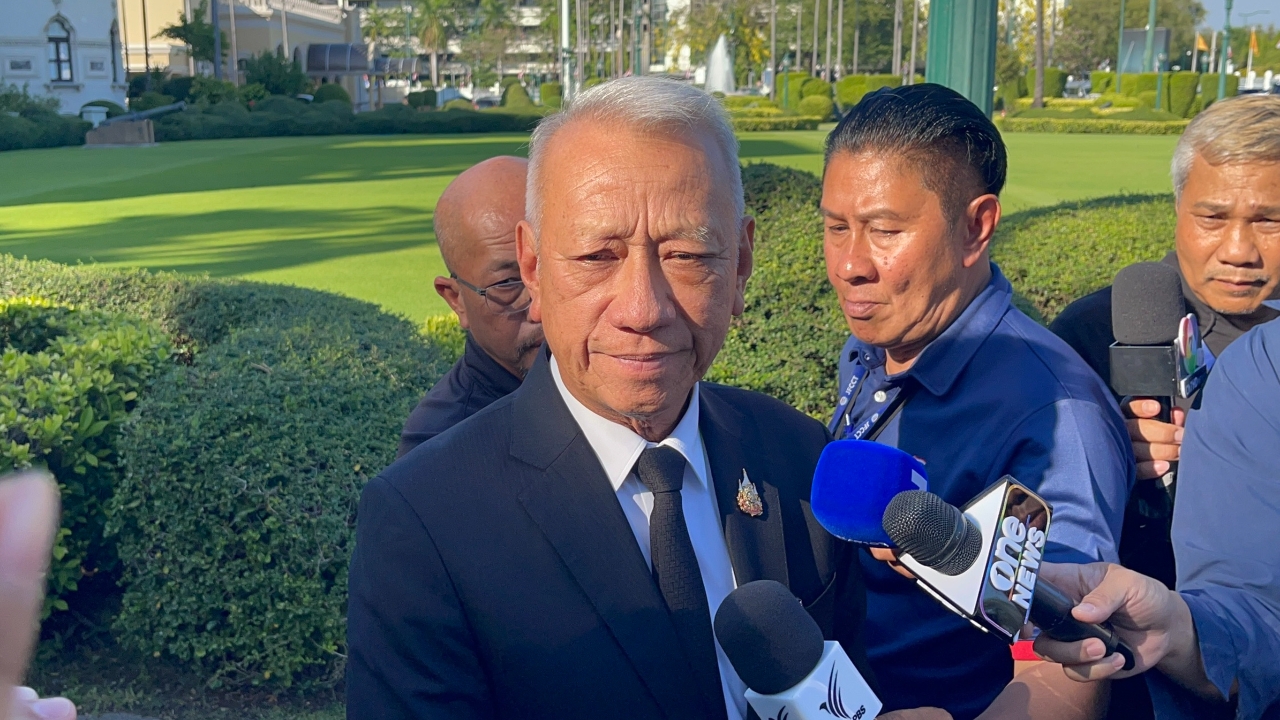 พรุ่งนี้ออกประกาศคมนาคม คุมรถรับจ้าง “พิพัฒน์” ย้ำฉวยโอกาสขึ้นราคา ถูกดำเนินคดี