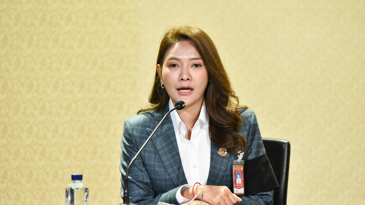 รัฐบาลเตือนปีนี้อุณหภูมิจะสูงกว่าปีก่อน อาจแตะ 42–43 องศา แนะระวังโรคฮีทสโตรก