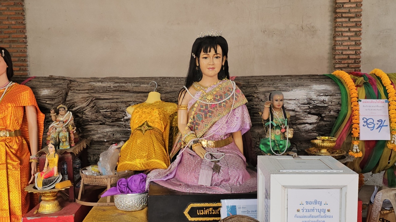 ศรัทธาคอหวย ไขรหัสปริศนาตะเคียน "แม่ศรีมณีทอง" ลุ้นเลขเด็ด 1/3/69 เสี่ยงโชค