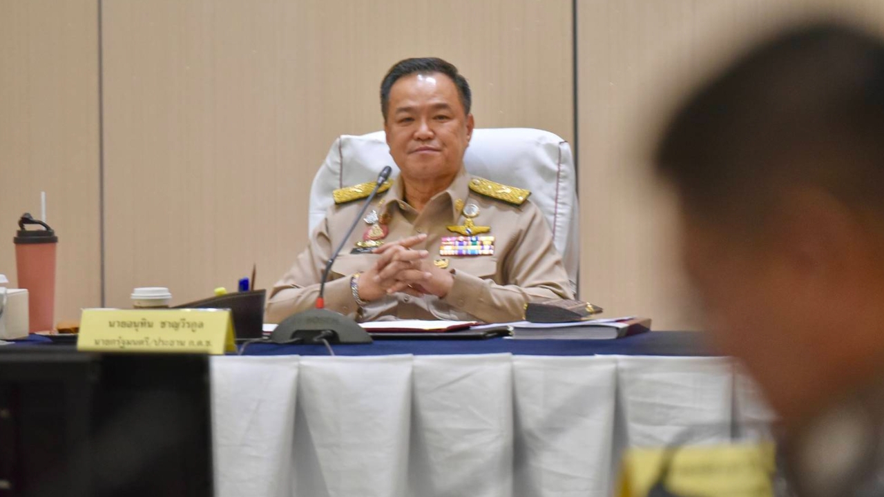 นายกฯ ถก ก.ตร. โยนโฆษกตำรวจแจงเหตุระเบิดคลังสรรพาวุธ ตชด.21 สุรินทร์