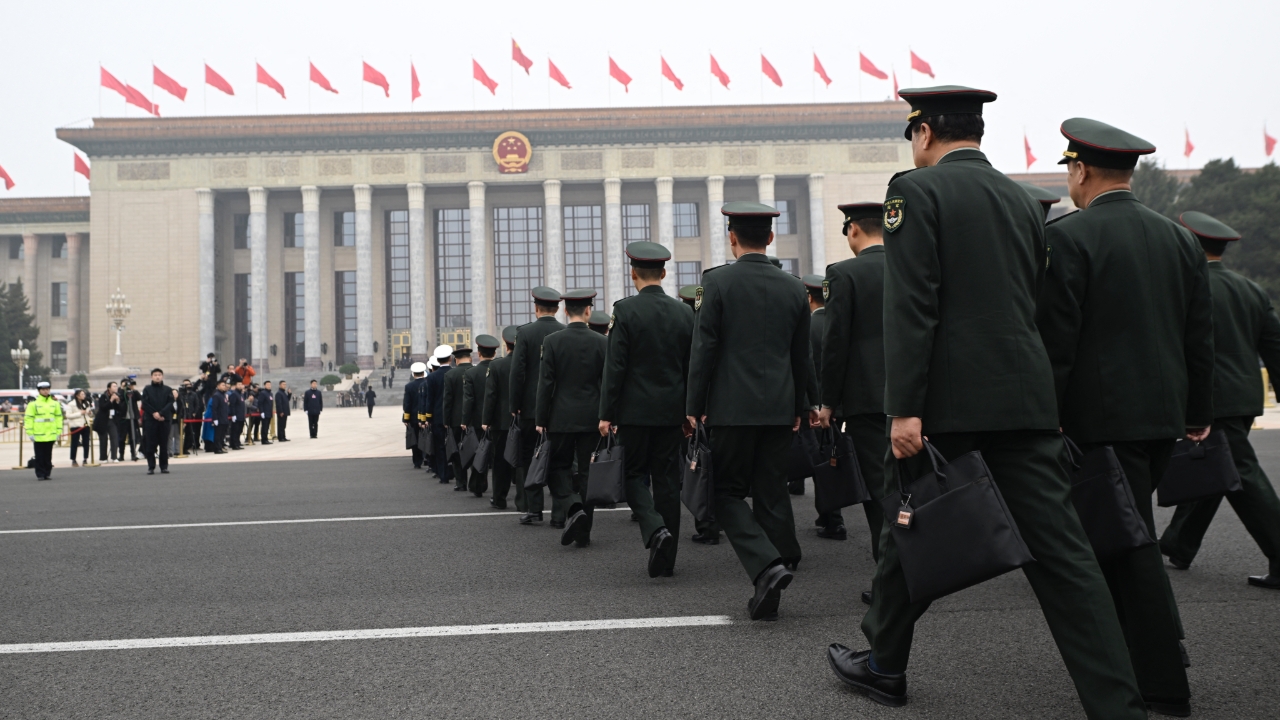 จีนถอด 5 พลเอก ออกจากสภานิติบัญญัติ ก่อนเริ่มประชุม 2 สภาสัปดาห์หน้า