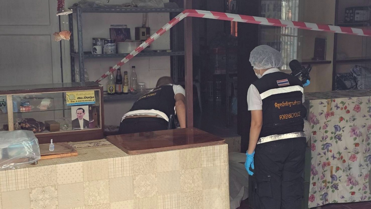 สงสัยแม่บ้านชาวลาว ฆ่าปาดคอ "ป้าหมู" อดีตครูเกษียณ ตั้งสองปมสังหาร