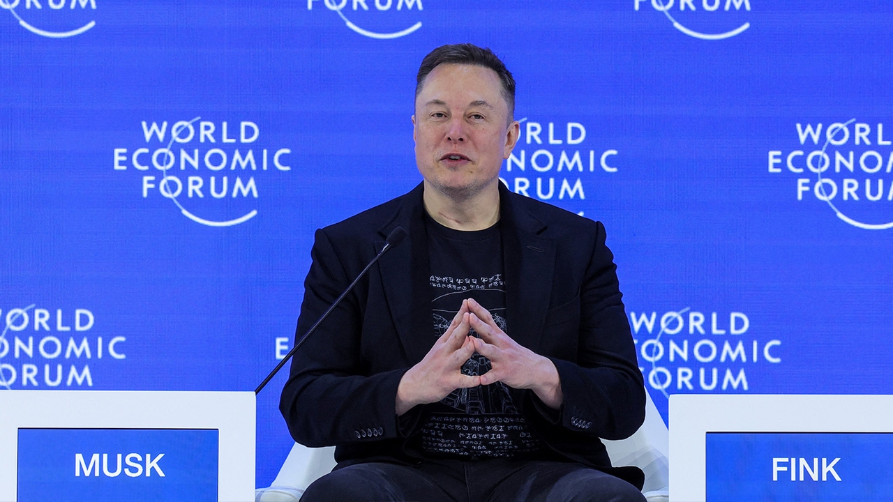 Elon Musk Makes First Appearance at WEF, Predicts Jobless Future as Humans Cant Compete with AI but Urges Optimism