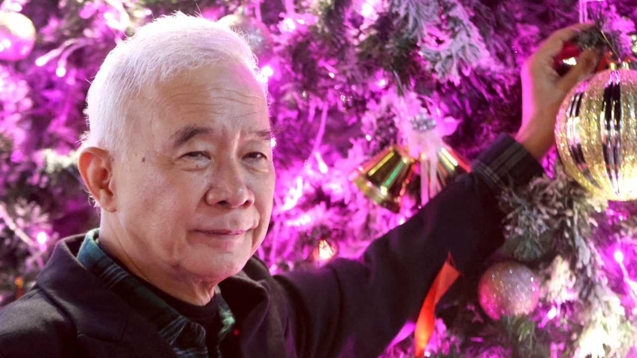 “สุวัจน์ ลิปตพัลลภ” อวยพรปีใหม่ 2569 ให้ประเทศผ่านพ้นวิกฤต เชิญชวนไปเลือกตั้ง 