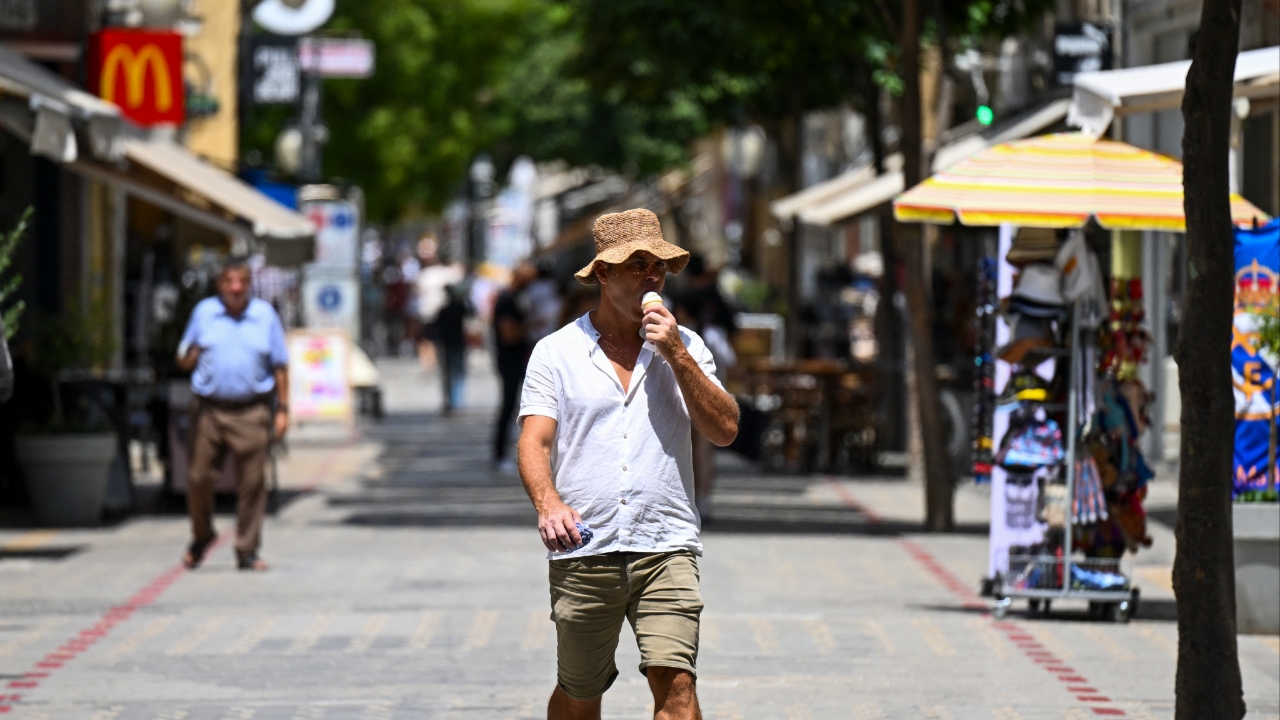 นักวิทย์ยืนยัน ปี 2025 เป็นหนึ่งในสามปีที่ร้อนที่สุดในประวัติศาสตร์โลก