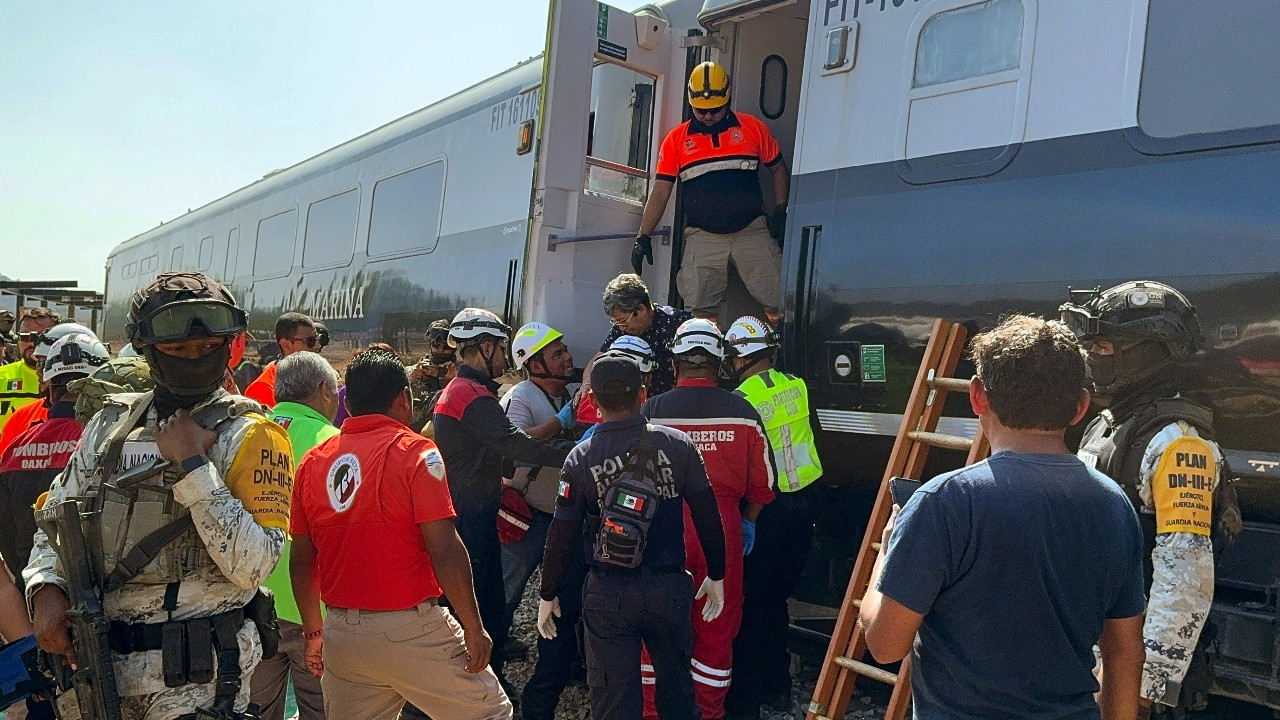รถไฟเม็กซิโกเชื่อม 2 มหาสมุทรตกราง ดับ 13 ศพ เจ็บเกือบ 100 ราย