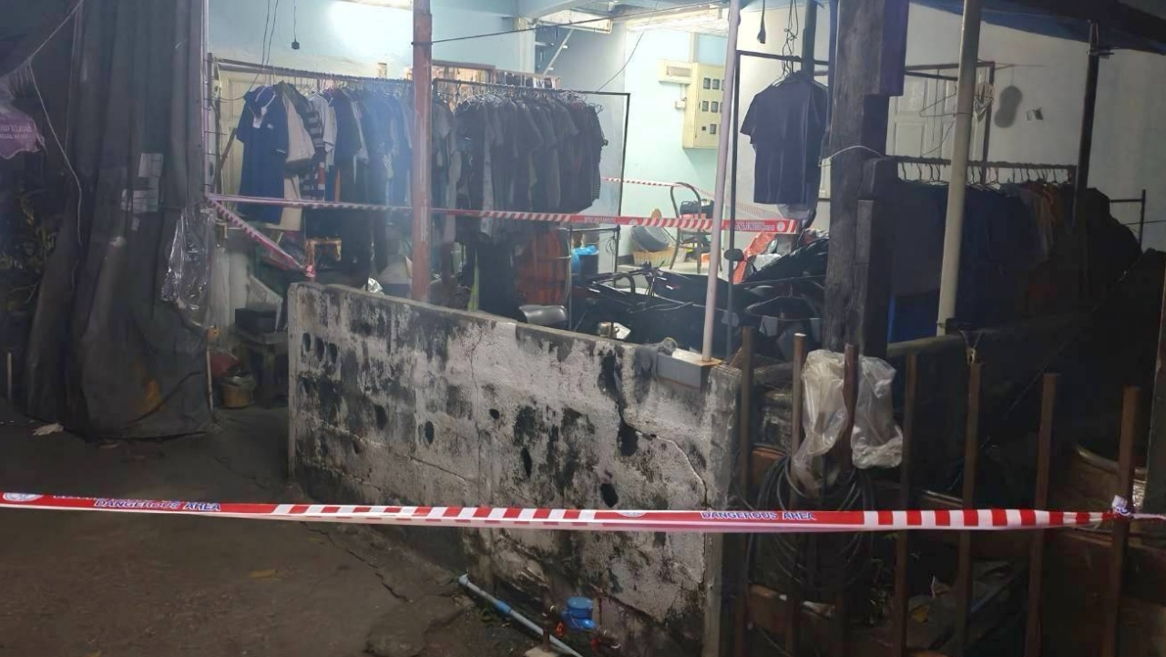 ไรเดอร์หึงอดีตแฟนสาว ชักปืนยิงดับ ก่อนปลิดชีพตัวเองหนีผิด