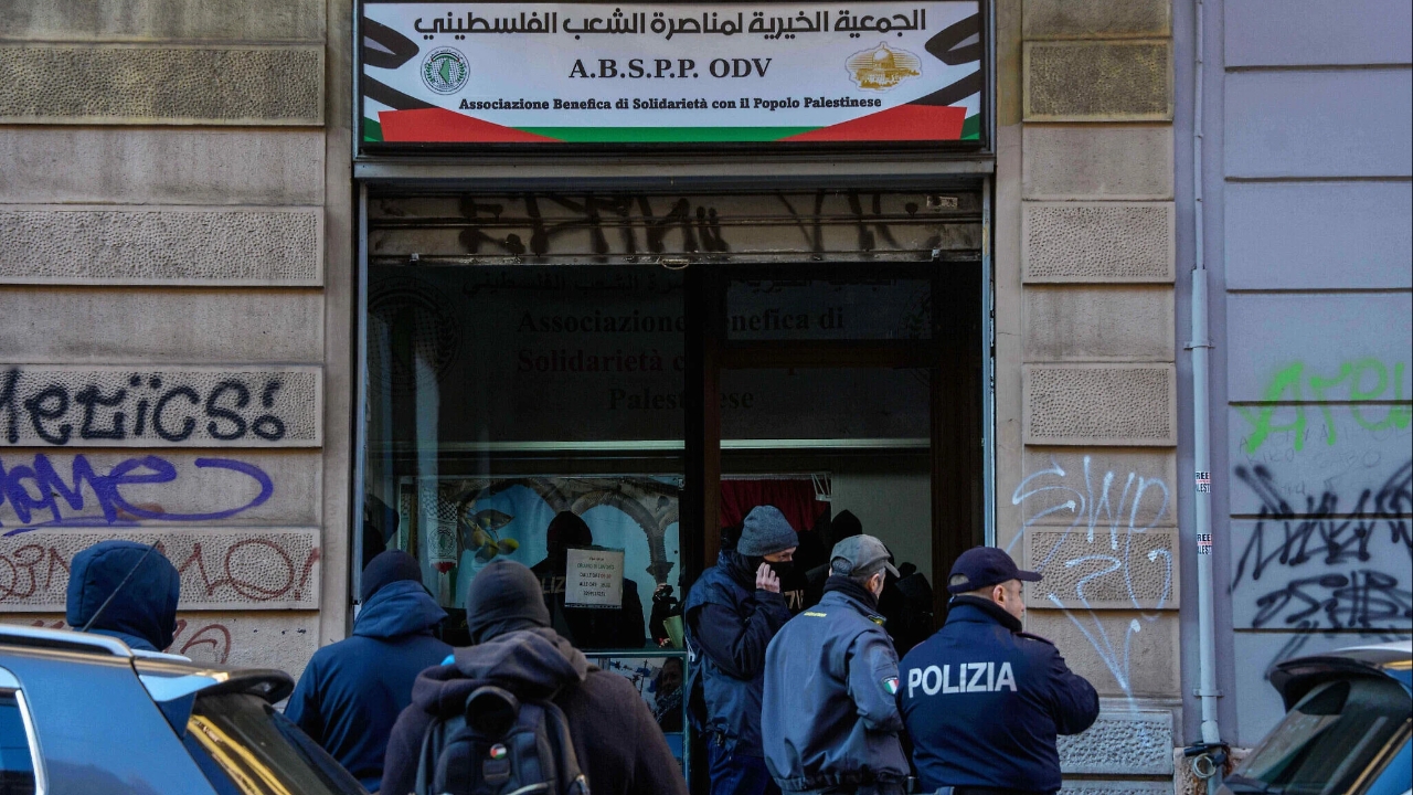 อิตาลีรวบ 9 ผู้ต้องสงสัย เครือข่ายฟอกเงินผ่าน "มูลนิธิการกุศล" ส่งท่อน้ำเลี้ยงกลุ่มฮามาส