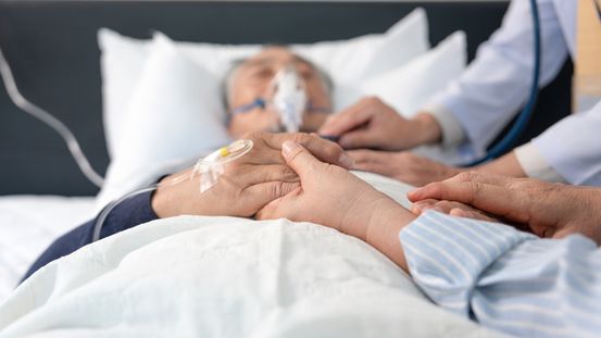 รู้จัก การดูแลแบบประคับประคอง สิทธิของผู้ป่วยในการใช้ชีวิตระยะท้าย