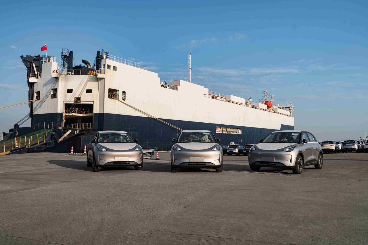 GEELY EX2 ล็อตแรกเดินทางจากจีนสู่ไทย คาดทยอยส่งมอบให้ลูกค้าตามแผน