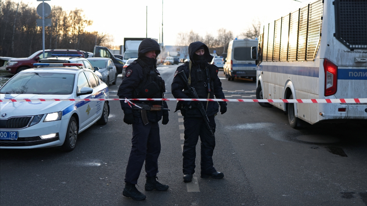 รัสเซียช็อก ระเบิดคร่าตำรวจอีก 2 ในมอสโก ใกล้จุดนายพลโดนสังหาร