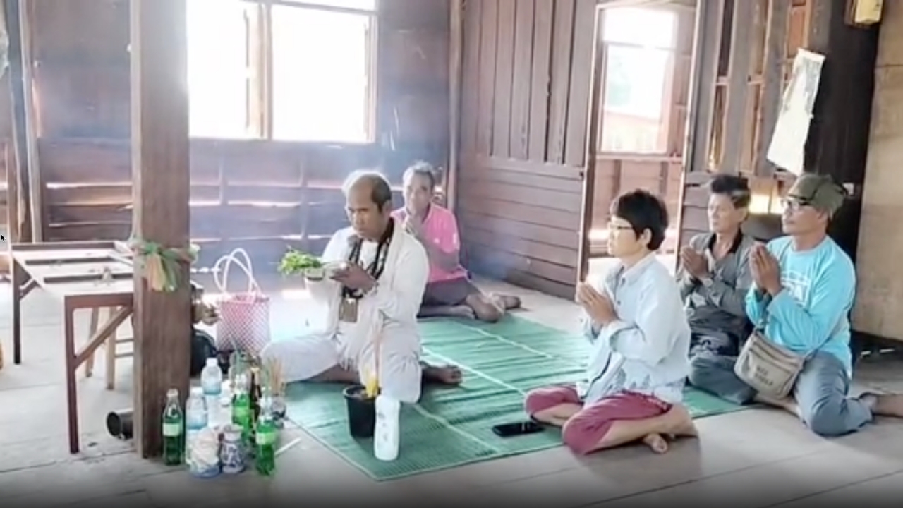 เสาตกน้ำมันบ้านร้าง ให้โชคต่อเนื่อง ทำพิธีขอ “เลขเด็ด” งวด 17/1/69