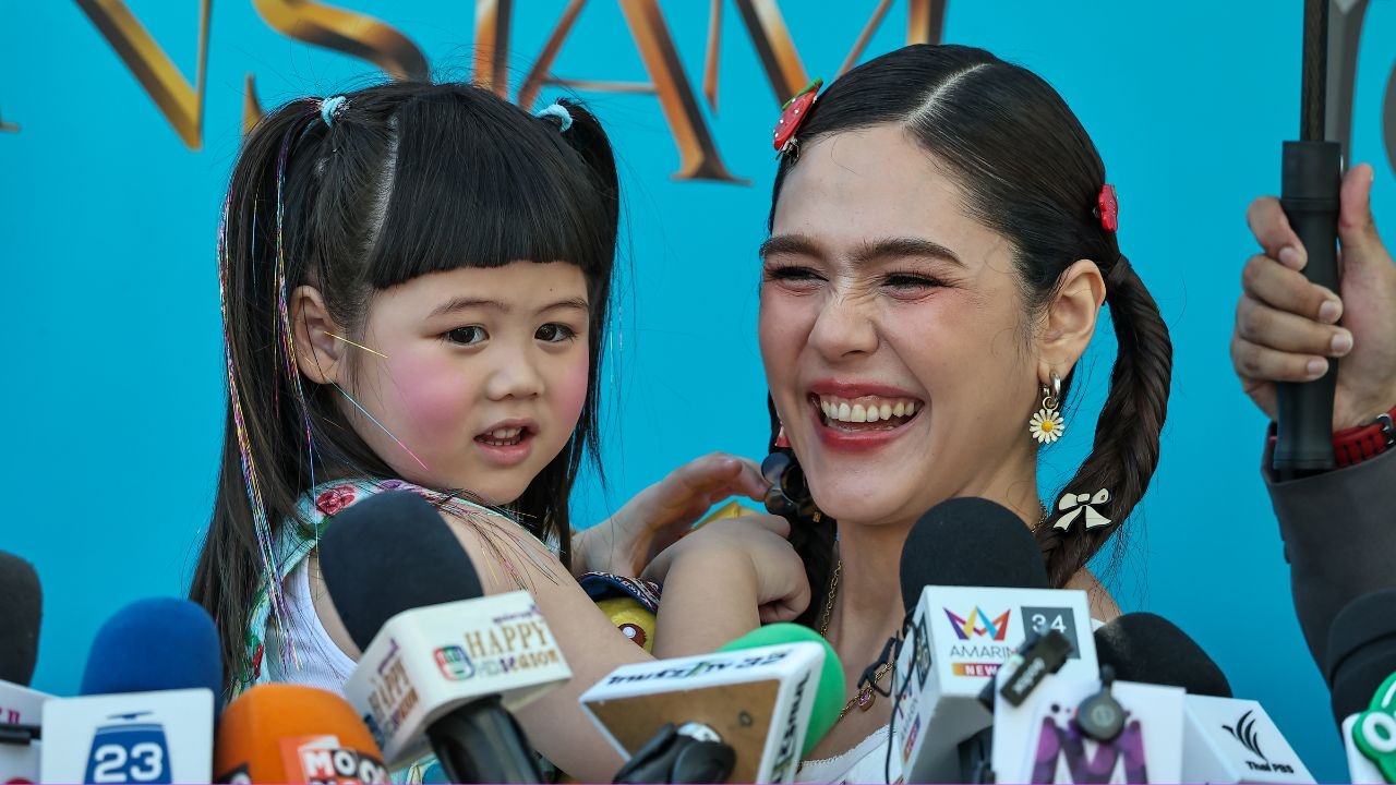 ชมพู่ อารยา เล่าทริปตะลุยหิมะปีใหม่ที่ฝรั่งเศส น้องเกล ตอบแล้วมีแบงก์เทากี่ใบ