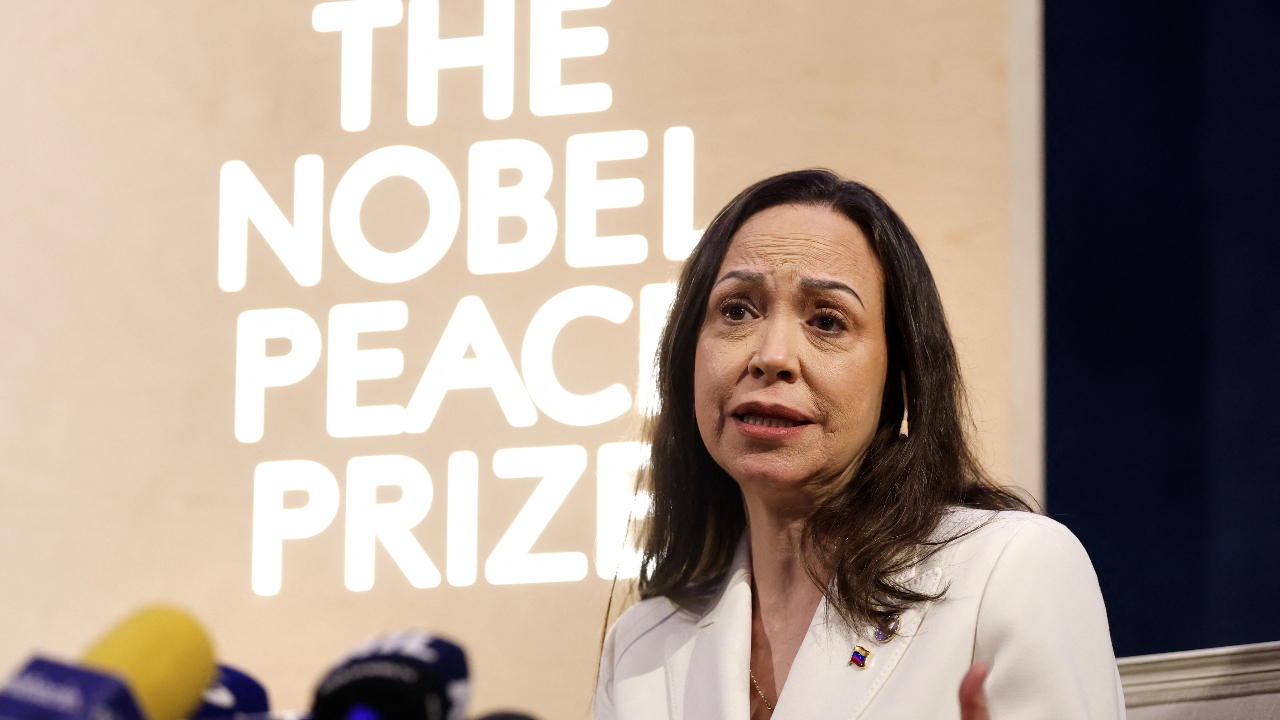 สถาบันโนเบลยันรางวัลสันติภาพ "โอนให้กันไม่ได้" หลังผู้นำฝ่ายค้านเวเนฯ เปรยจะยกรางวัลให้ "ทรัมป์"