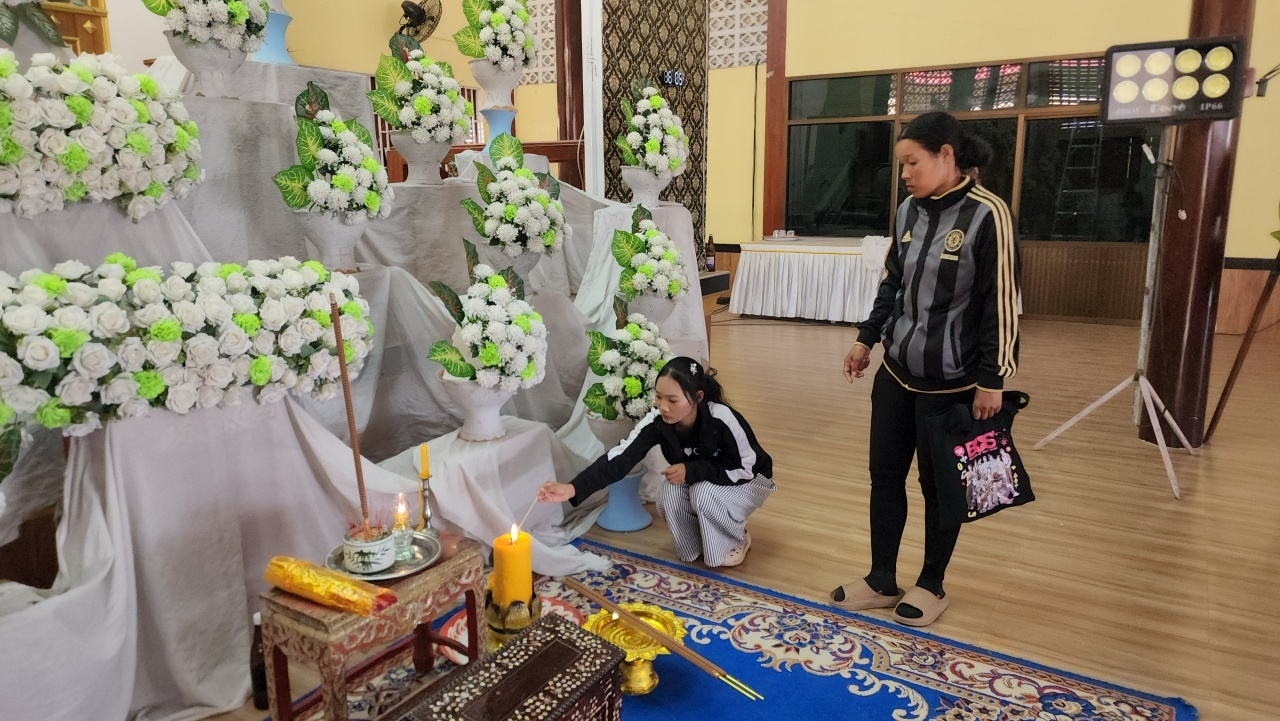 นายช่าง อบต. ขับเก๋งชน ด.ญ. 3 ศพ ปิดบ้านเงียบ แม่จี้ขอขมา รับรองความปลอดภัย