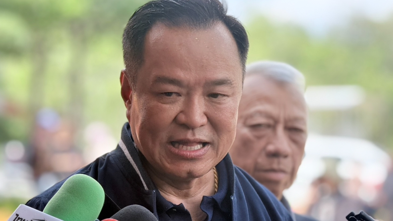 นายกฯ เสียใจเครนตกทับรถไฟดับ 22 ศพ ลั่นต้องมีคนรับผิดชอบ สั่ง “พิพัฒน์” ลงหน้างาน (คลิป)