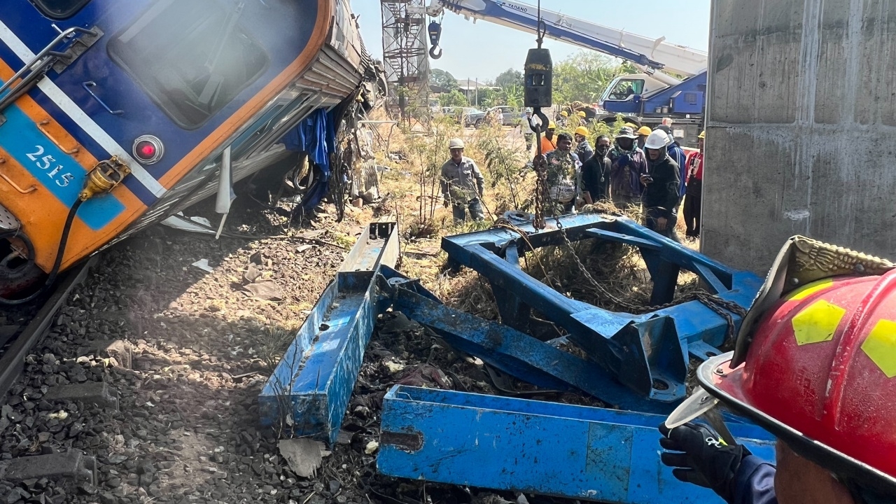 รฟท. เคาะจ่ายเยียวยาเบื้องต้น ผู้เสียชีวิตเหตุเครนถล่มใส่รถไฟ