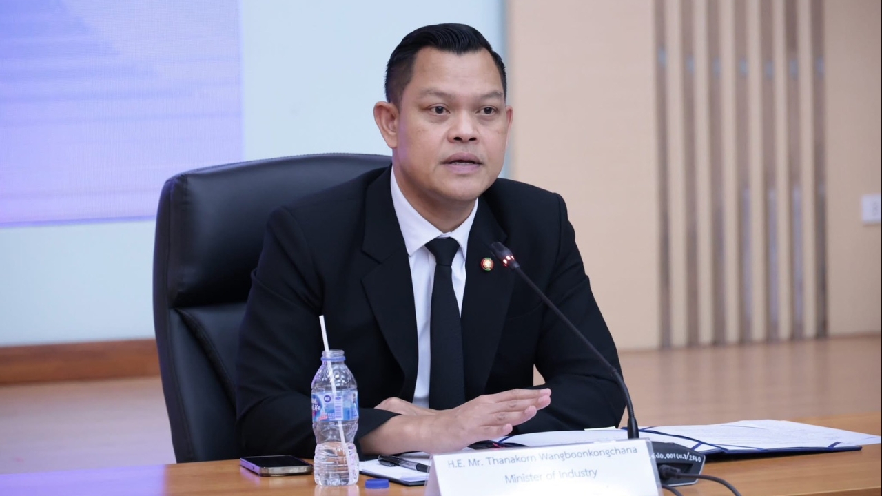 "ธนกร" ซัด "จุลพันธ์" 2 เดือนรัฐบาลคนไทยแยกออก ใครของจริงใครของปลอม แขวะ พท.ถนัดแต่ตีกิน 