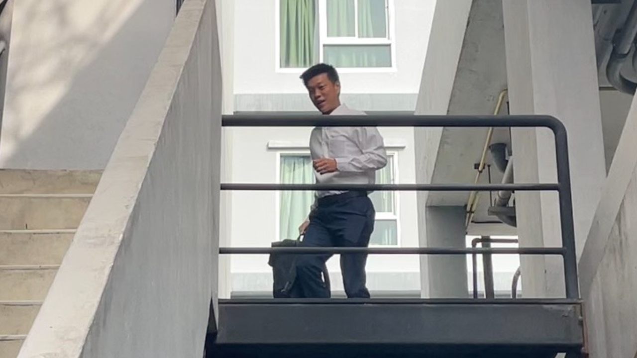 “เท้ง ณัฐพงษ์” ประชุม กก.บห. พรรคประชาชน คาดเตรียมพร้อมเลือกตั้งหลังยุบสภา 