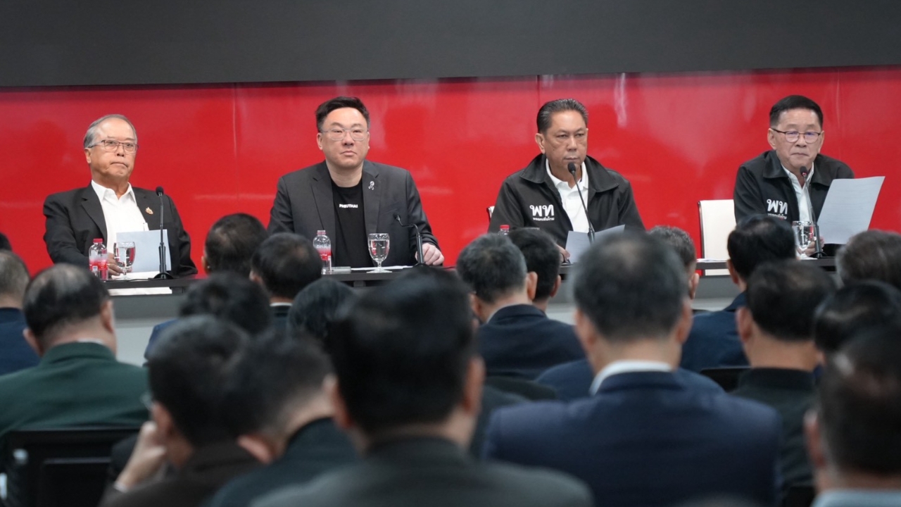 “เพื่อไทย” สั่ง สส. เตรียมพร้อม เดินหน้าเข้าสู่โหมดเลือกตั้ง เข้มระวังทำผิดกฎหมาย