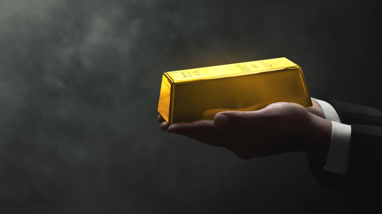 ฝันเห็นทอง ทองเยอะมาก ทองรูปพรรณ สื่อความหมายถึงอะไร พร้อมเลขนำโชค